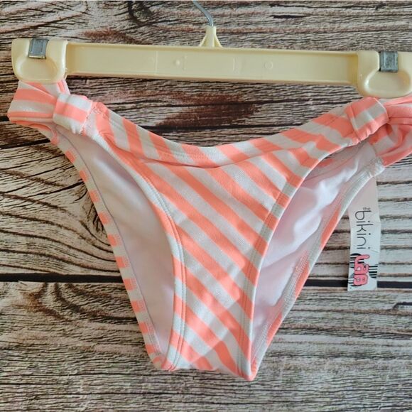 The Bikini Labs bikini Bottoms set of ( 2 ) small NWT - Picture 3 of 10
